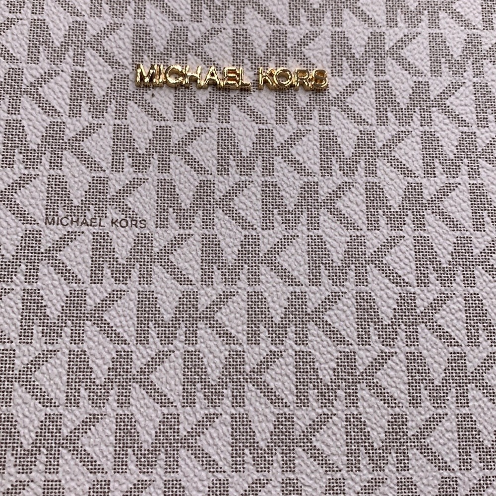MICHAEL KORS JET SET TRAVEL LARGE MESSENGER LIGHT CREAM MULTI - Picture 13 of 16